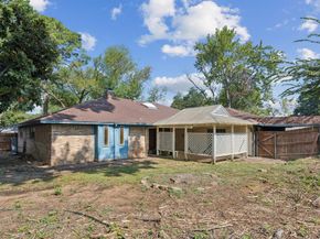1702  Paisley Drive , Arlington Texas 76015