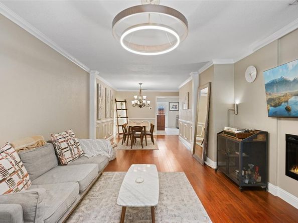 7607  Pebblestone Drive  9, Dallas Texas 75230