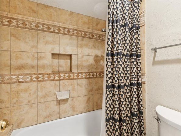 7607  Pebblestone Drive  9, Dallas Texas 75230