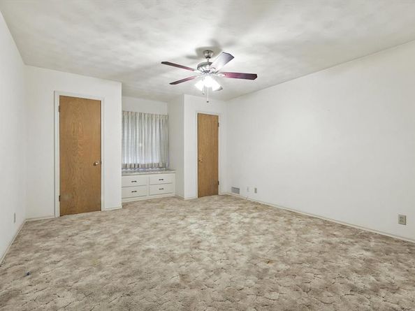 8454  Swift Avenue , Dallas Texas 75228