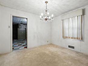 8454  Swift Avenue , Dallas Texas 75228