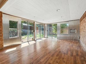 8454  Swift Avenue , Dallas Texas 75228