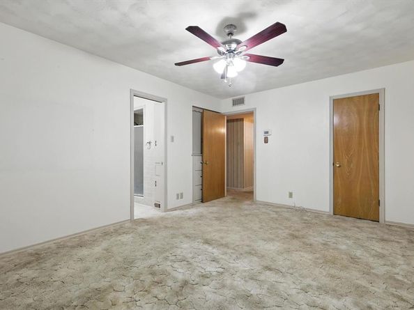 8454  Swift Avenue , Dallas Texas 75228
