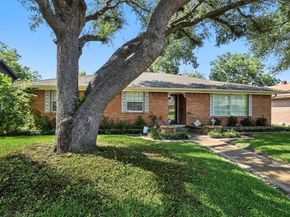 8454  Swift Avenue , Dallas Texas 75228