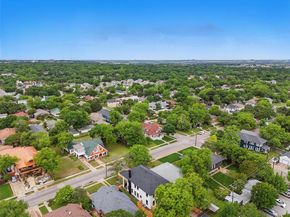 726  Haines Avenue , Dallas Texas 75208