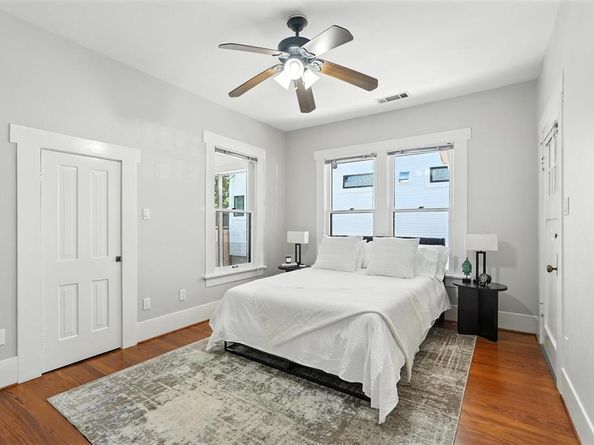 726  Haines Avenue , Dallas Texas 75208