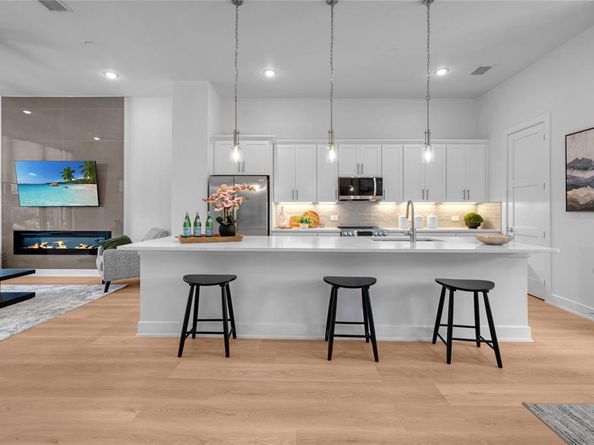 13351  Goodland Street  206, Farmers Branch Texas 75234