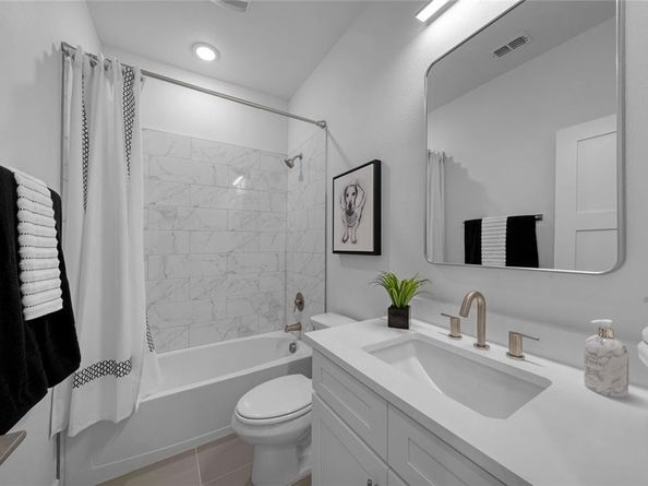 13351  Goodland Street  206, Farmers Branch Texas 75234