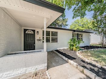 1509  Meadowcrest Drive 