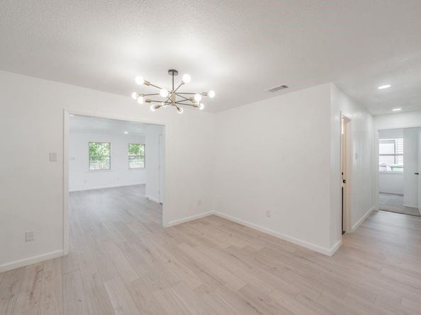 1509  Meadowcrest Drive , Garland Texas 75042