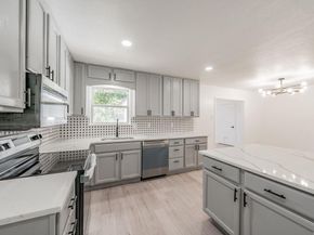 1509  Meadowcrest Drive , Garland Texas 75042