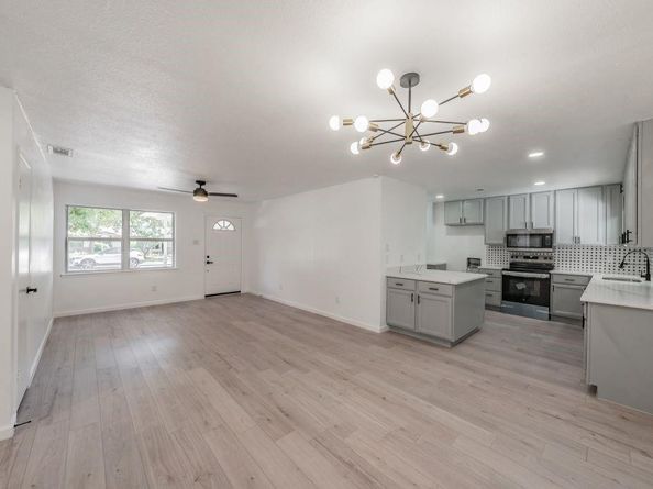 1509  Meadowcrest Drive , Garland Texas 75042