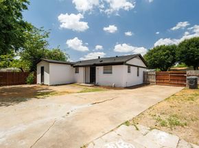 2306  Clover Ridge Drive , Dallas Texas 75216