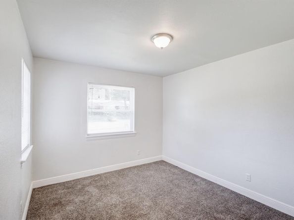 2306  Clover Ridge Drive , Dallas Texas 75216