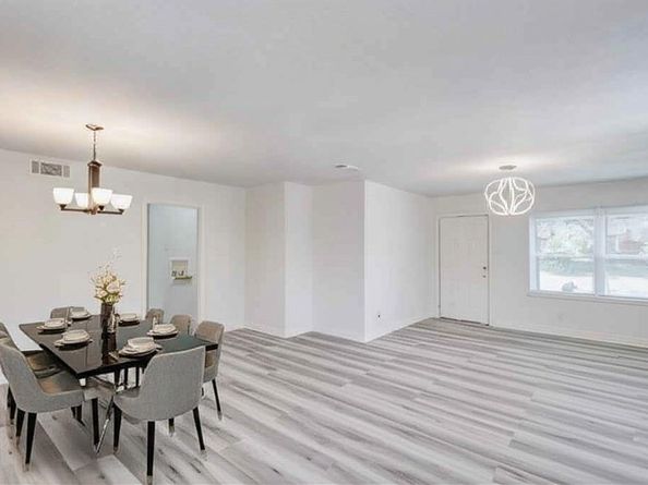 2306  Clover Ridge Drive , Dallas Texas 75216