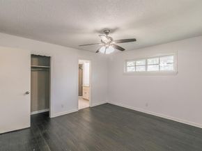 921  Bromwich Street , Garland Texas 75040