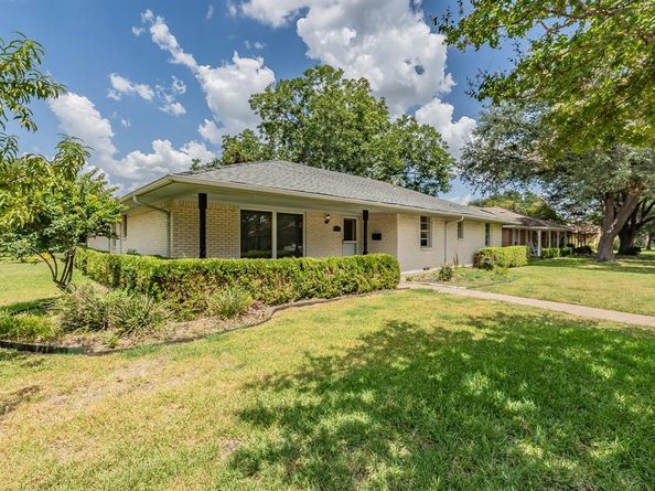921  Bromwich Street , Garland Texas 75040