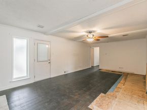 921  Bromwich Street , Garland Texas 75040