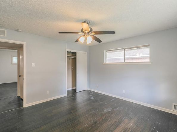 921  Bromwich Street , Garland Texas 75040
