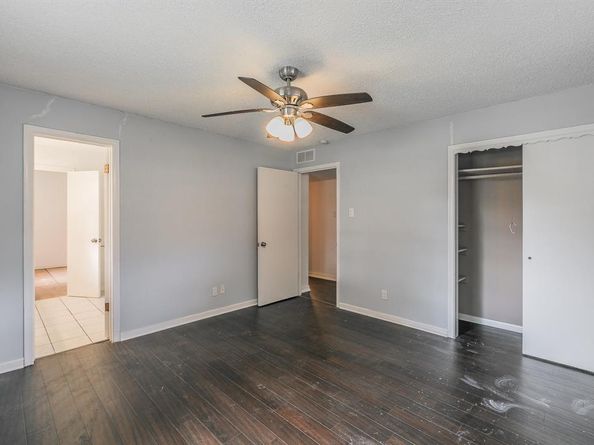 921  Bromwich Street , Garland Texas 75040