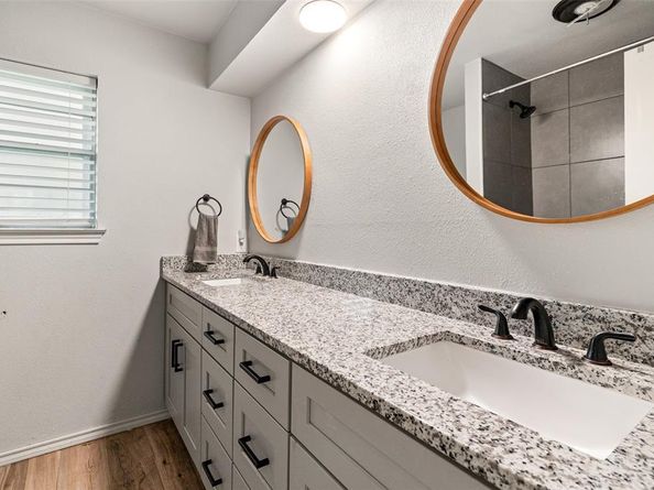 7251  Valley Dale Court , Benbrook Texas 76116