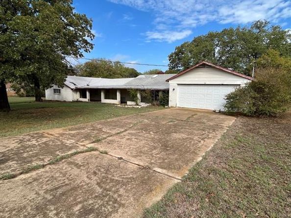 402  Highland Boulevard , Oak Point Texas 75068