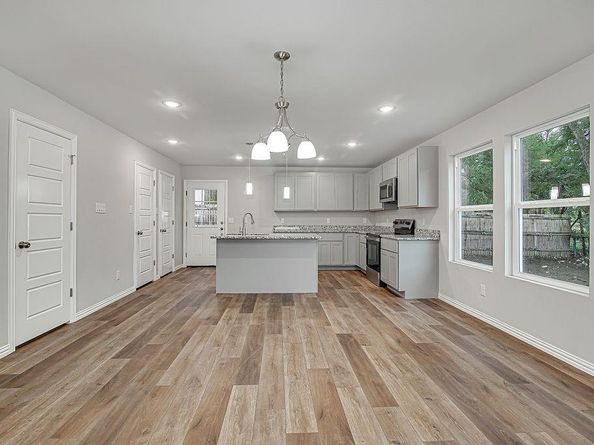 3640  Vaughn Boulevard , Fort Worth Texas 76119