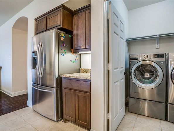 512  Barnstorm Drive , Celina Texas 75009