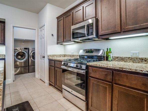 512  Barnstorm Drive , Celina Texas 75009