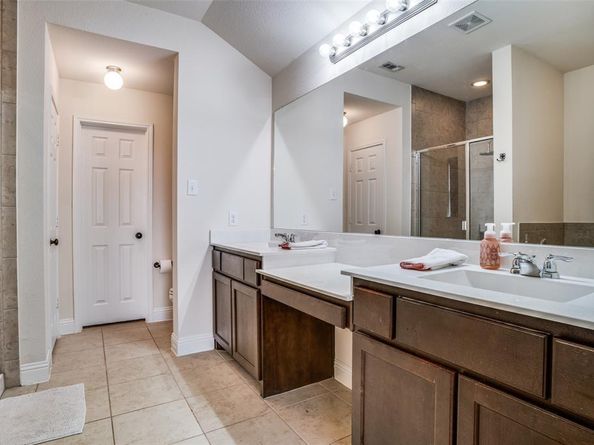 512  Barnstorm Drive , Celina Texas 75009