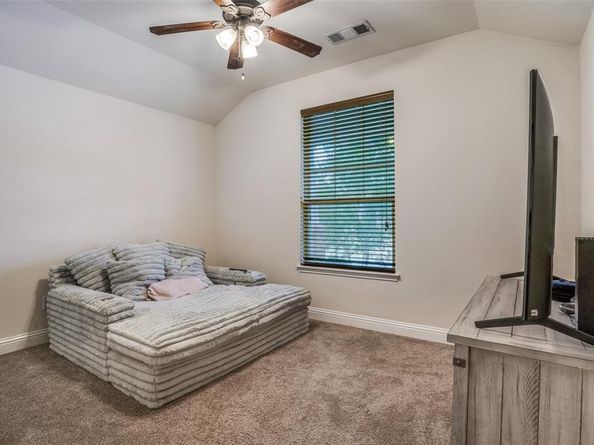 512  Barnstorm Drive , Celina Texas 75009