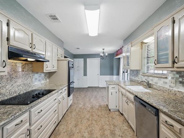 906  Fairfield Lane , Flower Mound Texas 75028