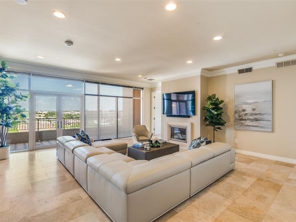 2828  Hood Street  907, Dallas Texas 75219