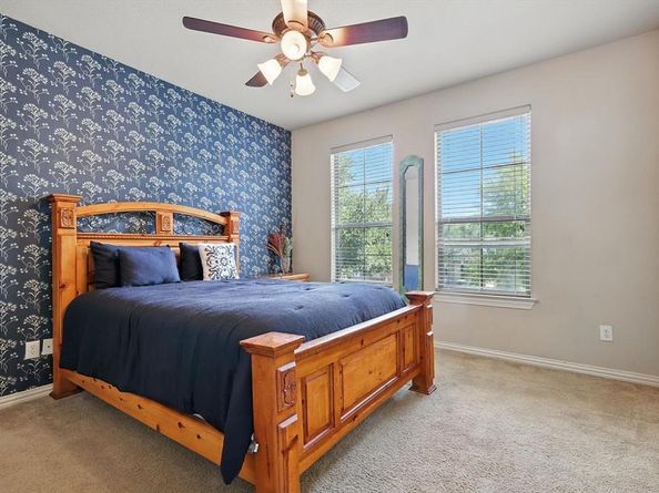 959  Terrace Drive , Lantana Texas 76226