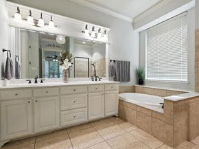 959  Terrace Drive , Lantana Texas 76226