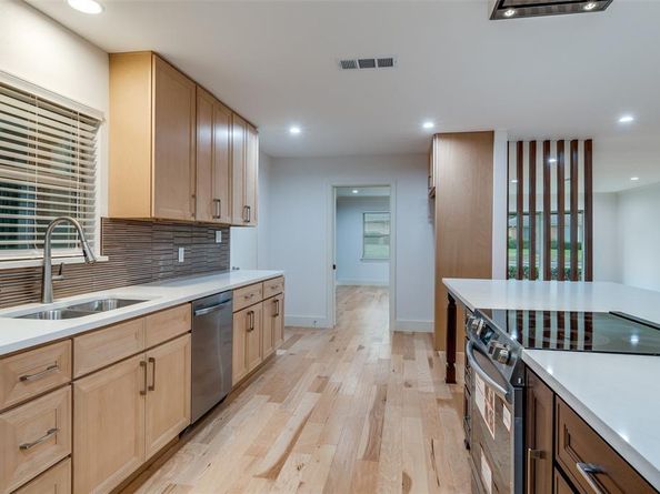 1524  Boca Chica Drive , Dallas Texas 75232