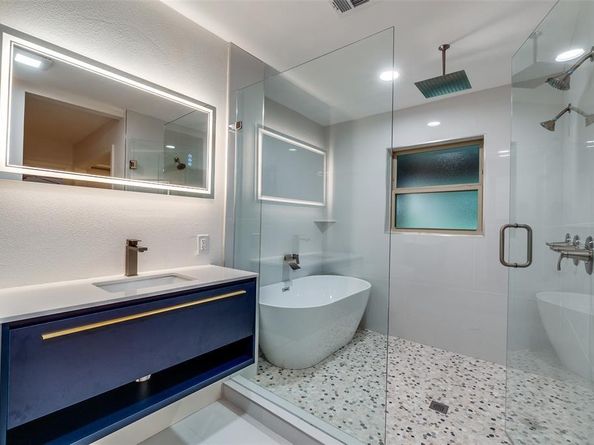 1524  Boca Chica Drive , Dallas Texas 75232