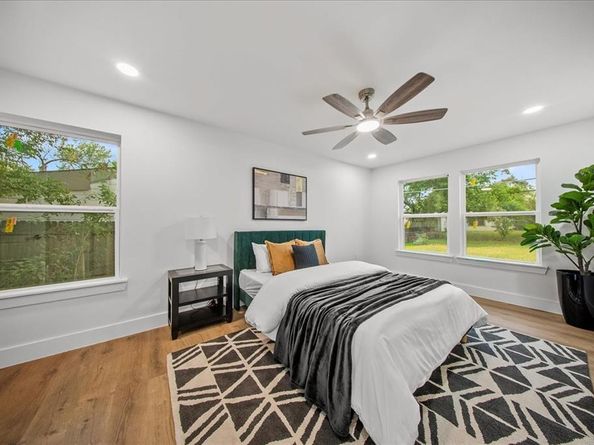 2026  Skylark Drive , Dallas Texas 75216