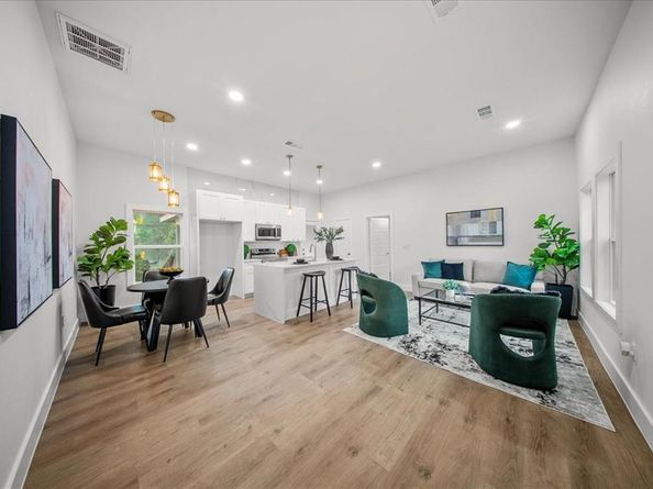 2026  Skylark Drive , Dallas Texas 75216