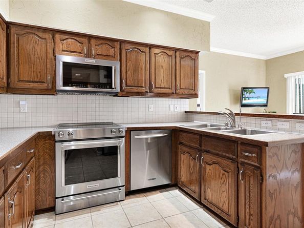 3030  Silver Springs Lane , Richardson Texas 75082