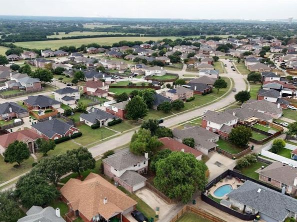 1137  Beechwood Lane , Cedar Hill Texas 75104
