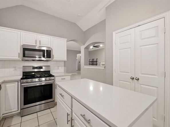 8009  Hosta Way , Fort Worth Texas 76123