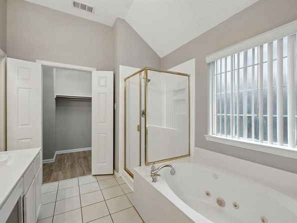 8009  Hosta Way , Fort Worth Texas 76123