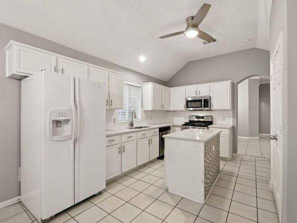 8009  Hosta Way , Fort Worth Texas 76123