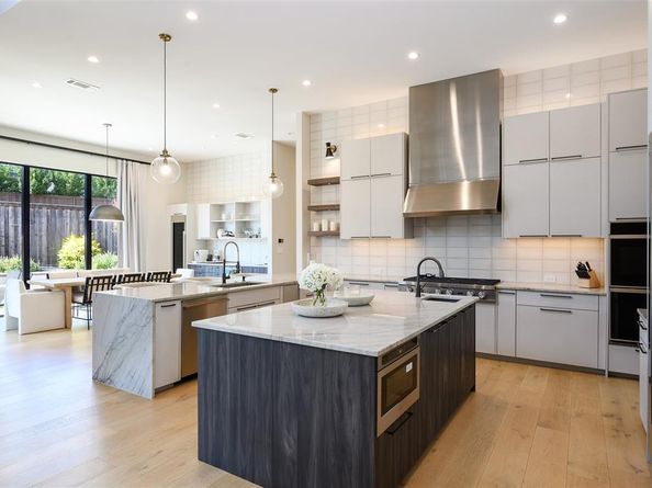 7137  Royal Lane , Dallas Texas 75230