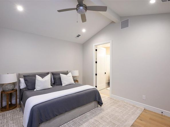 7137  Royal Lane , Dallas Texas 75230