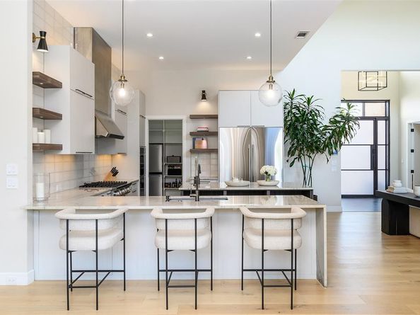 7137  Royal Lane , Dallas Texas 75230