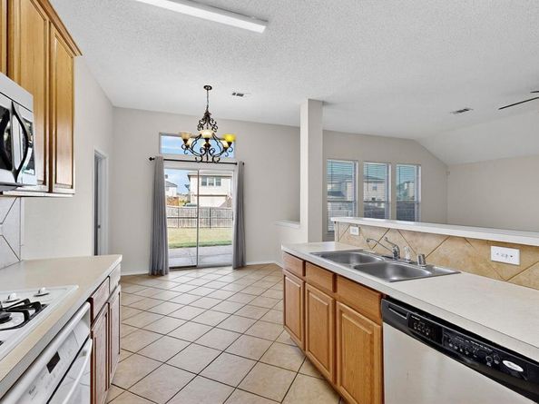 2039  Pecan Creek Drive , Mesquite Texas 75181