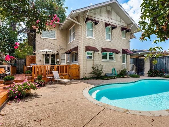 1351  MISTLETOE Drive , Fort Worth Texas 76110