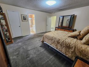 6410  Rock Springs Drive , Arlington Texas 76001